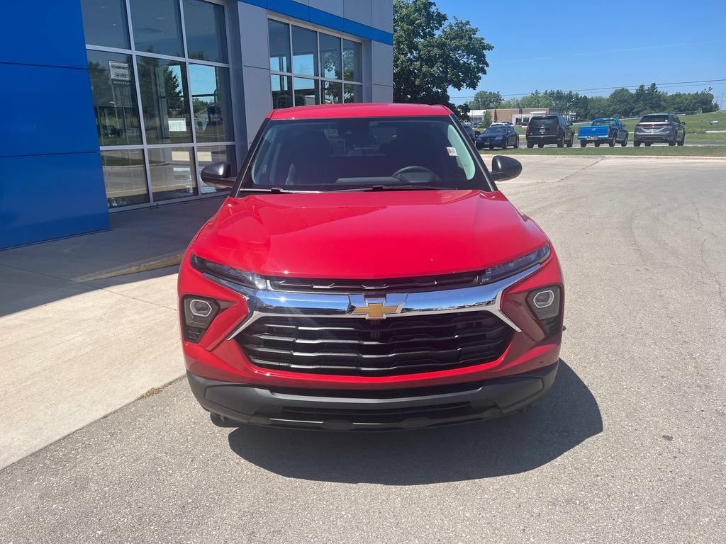 New 2026 Chevrolet TrailBlazer LS w/ LS Convenience Package AWD/4WD image 2