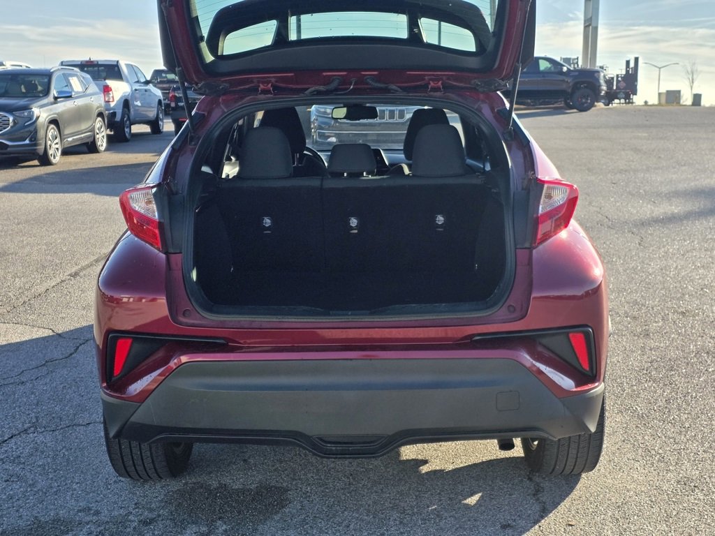 Used 2018 Toyota C-HR XLE image 7