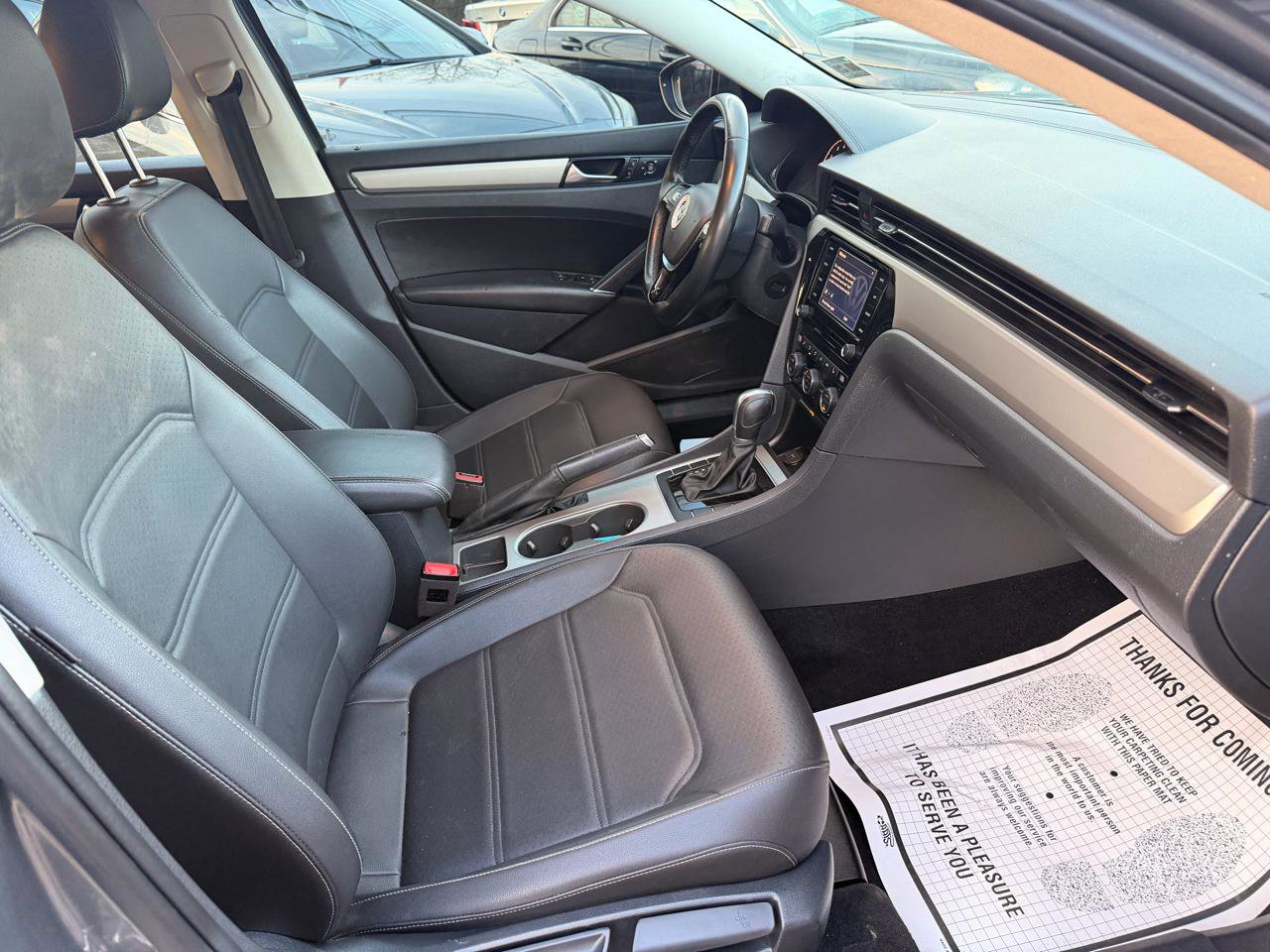 Used 2020 Volkswagen Passat 2.0T SE image 25