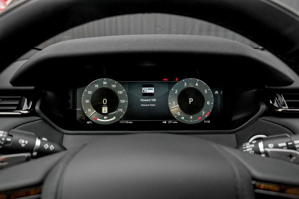 Used 2026 Land Rover Range Rover Velar S image 12