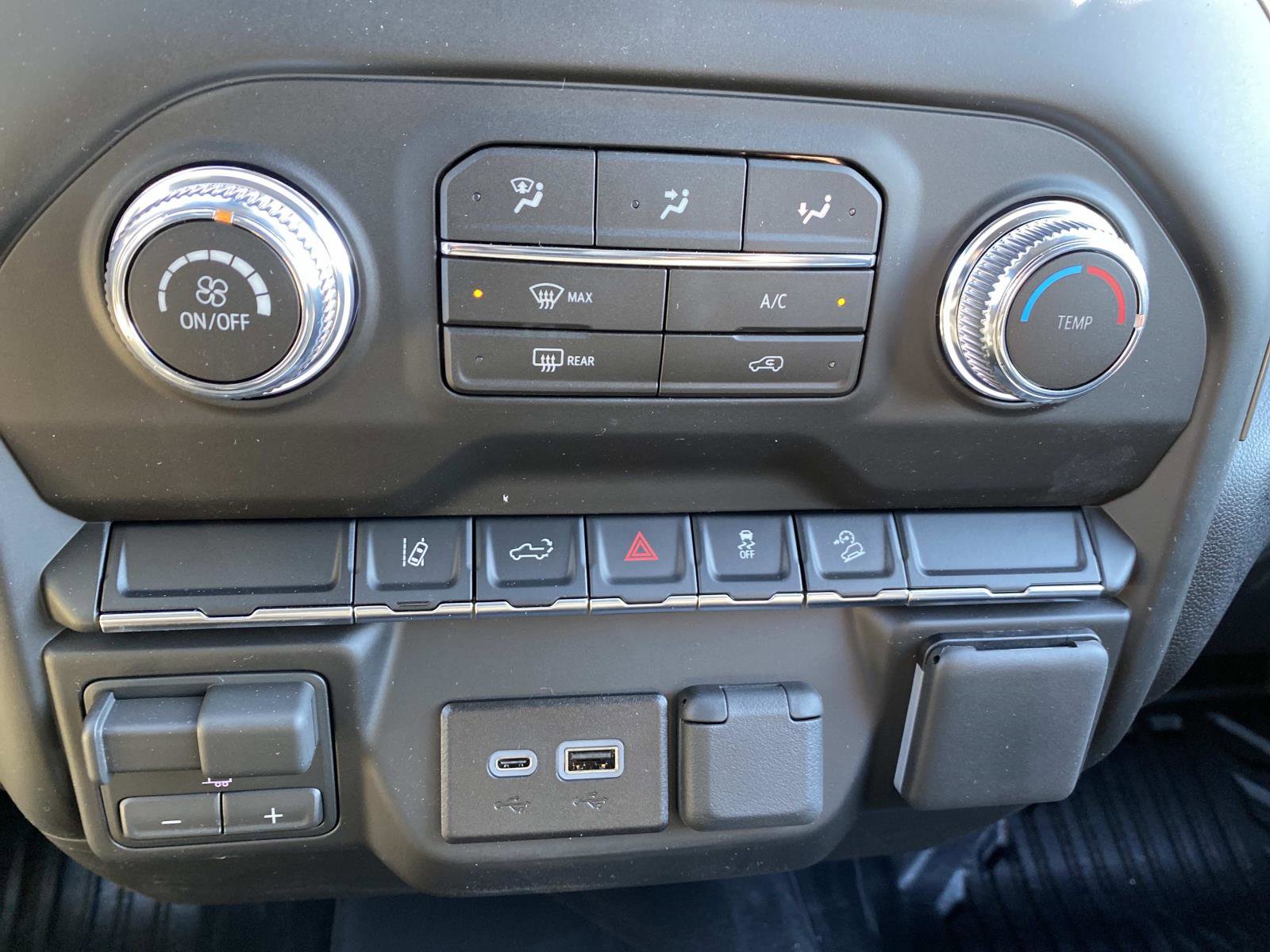 New 2026 GMC Sierra 3500 Pro w/ Convenience Package image 11