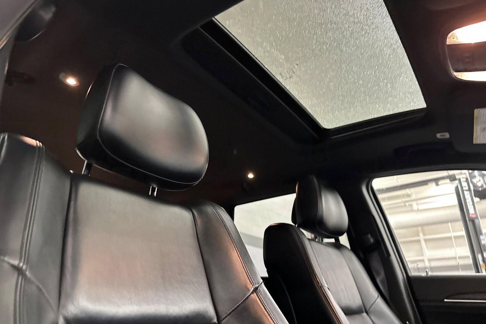 Used 2018 Jeep Grand Cherokee Limited image 24