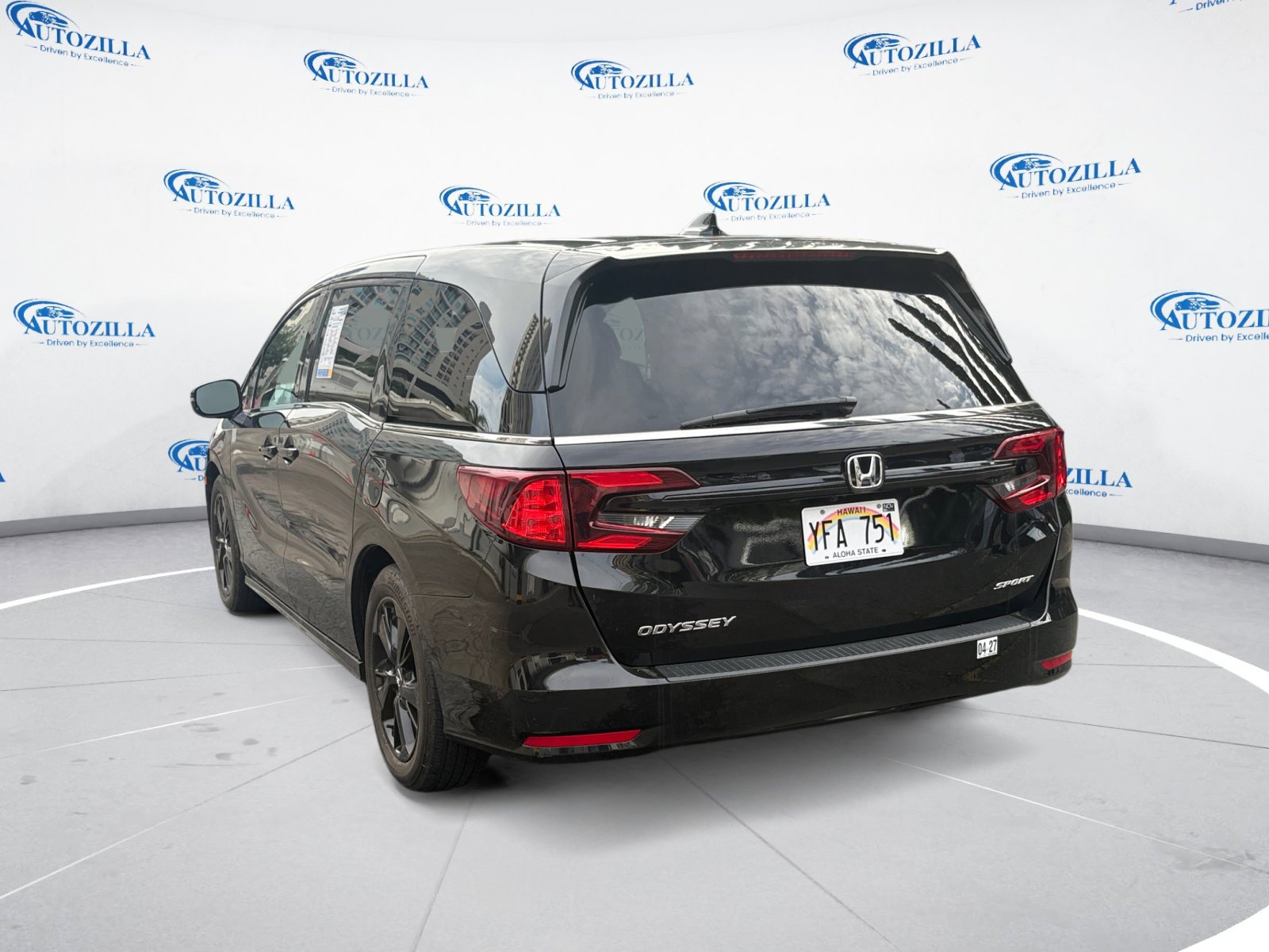 Used 2023 Honda Odyssey Sport image 3