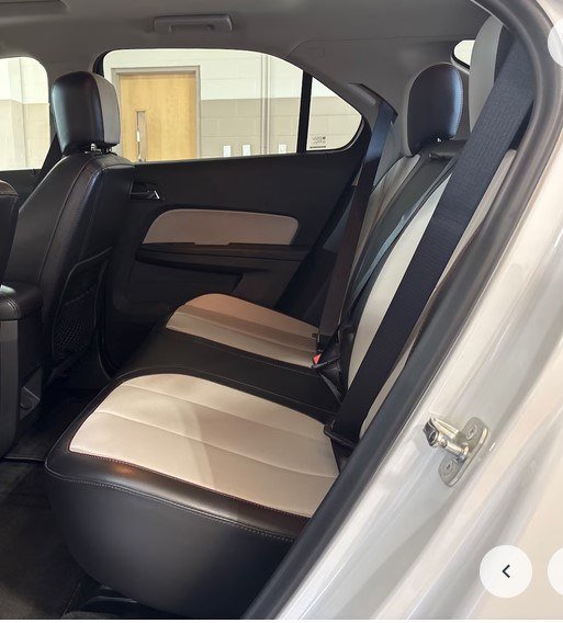 Used 2017 Chevrolet Equinox Premier w/ Enhanced Convenience Package FWD image 4