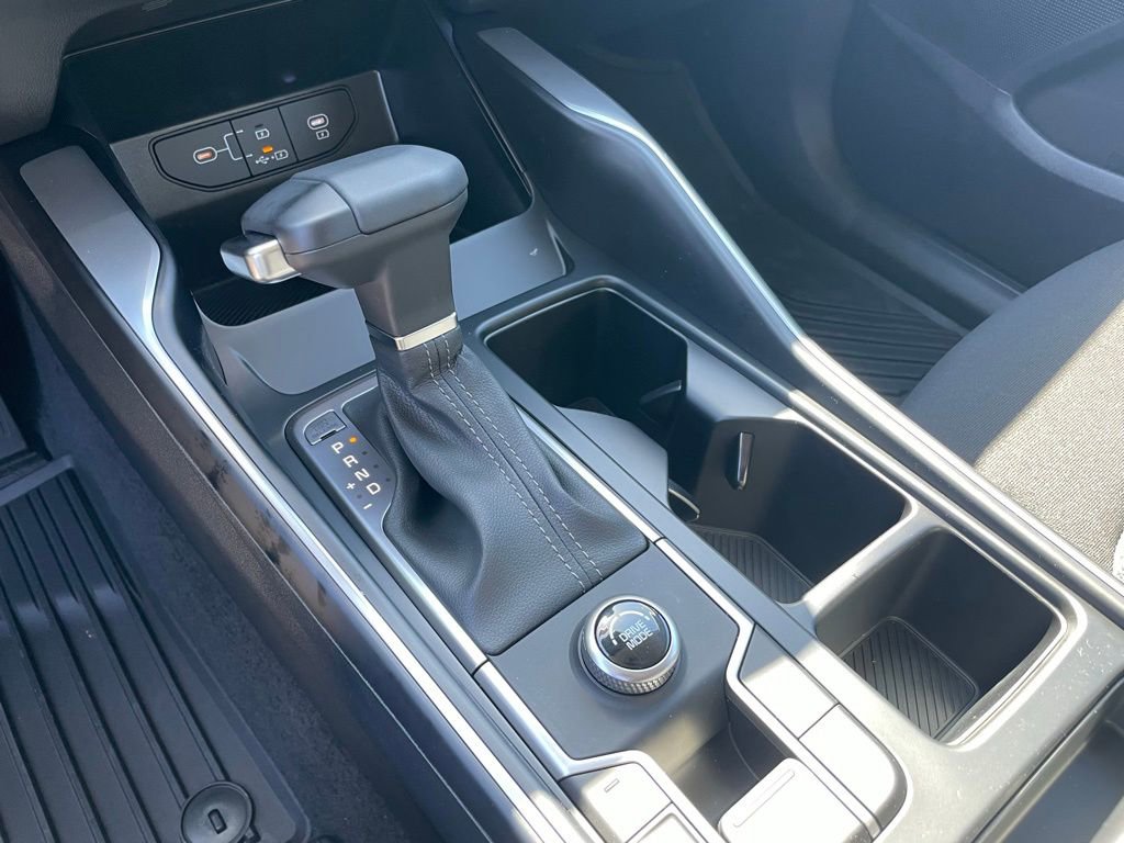 New 2026 Kia Sorento LX image 16