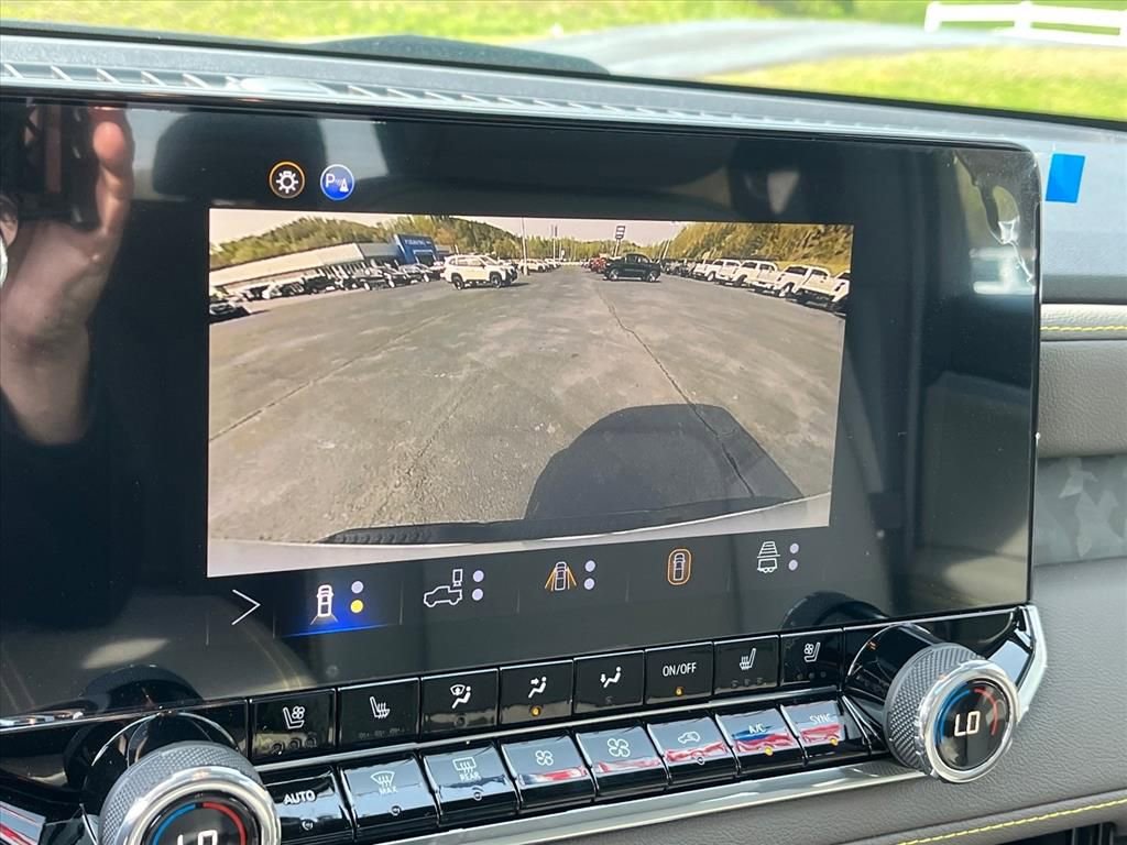 New 2026 Chevrolet Colorado ZR2 image 13