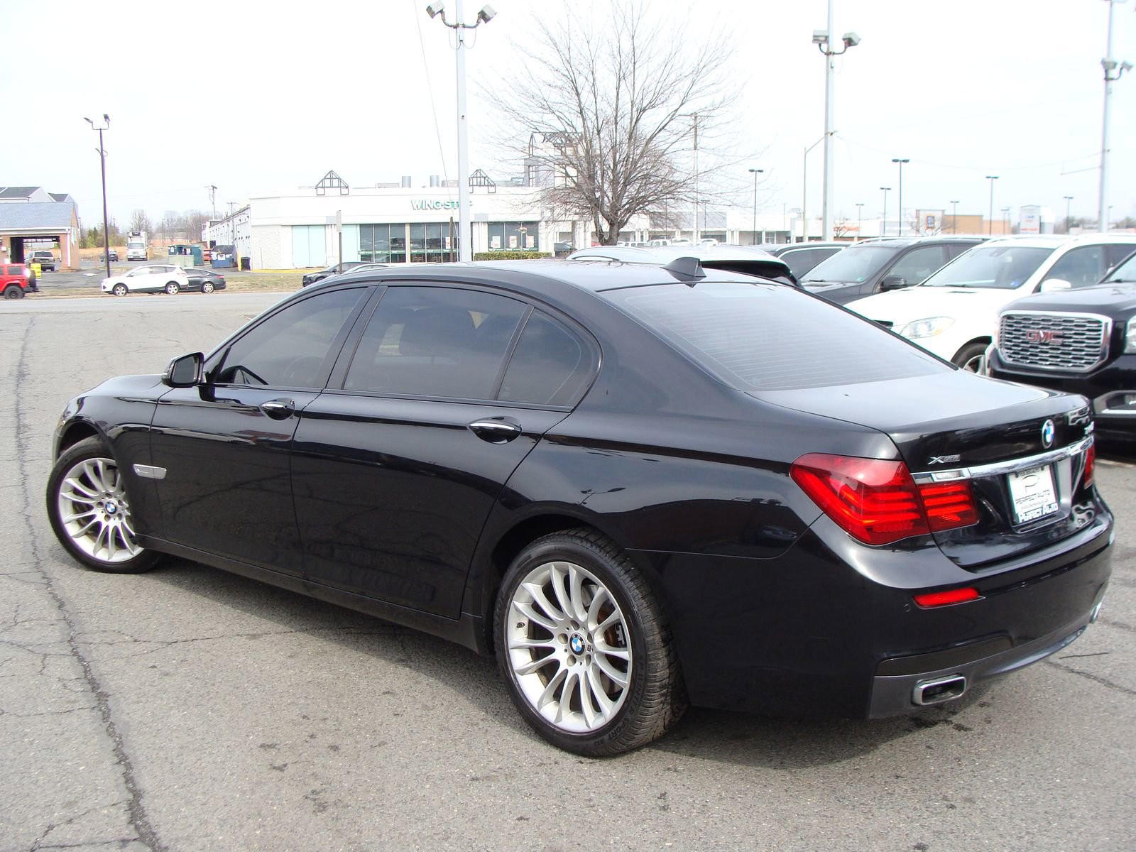 Used 2015 BMW 740Li image 4