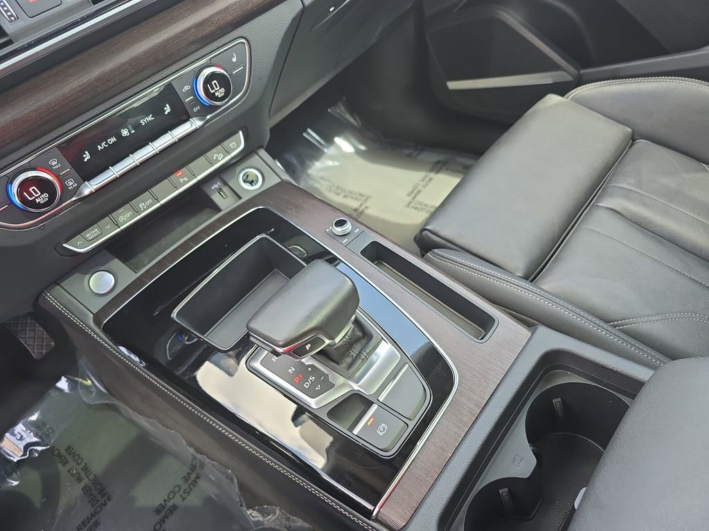 Used 2024 Audi Q5 2.0T Premium Plus AWD/4WD image 23