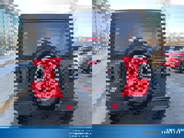 Used 2021 Jeep Wrangler Unlimited Sahara w/ Cold Weather Group image 7