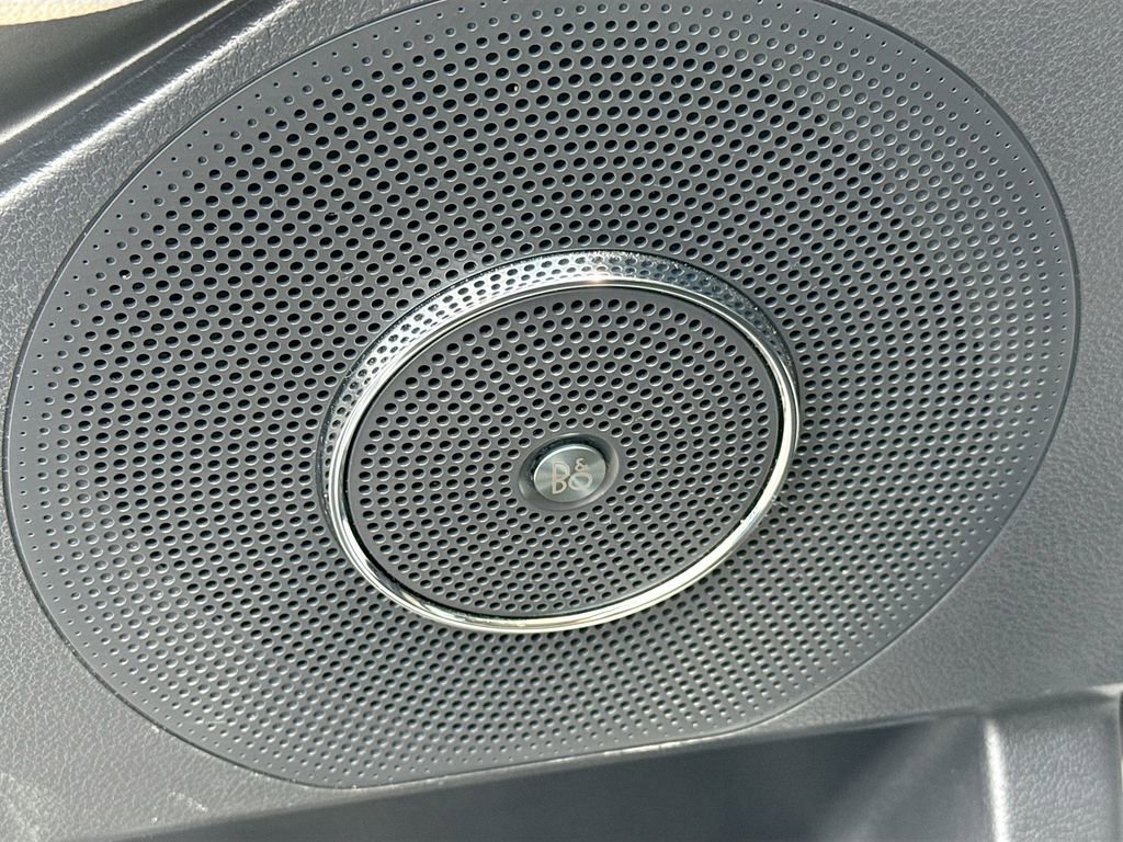 Used 2024 Ford Expedition Limited image 20