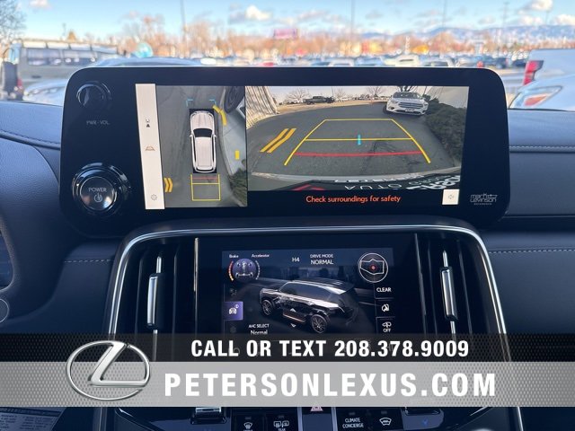 New 2026 Lexus RX 450h AWD image 17