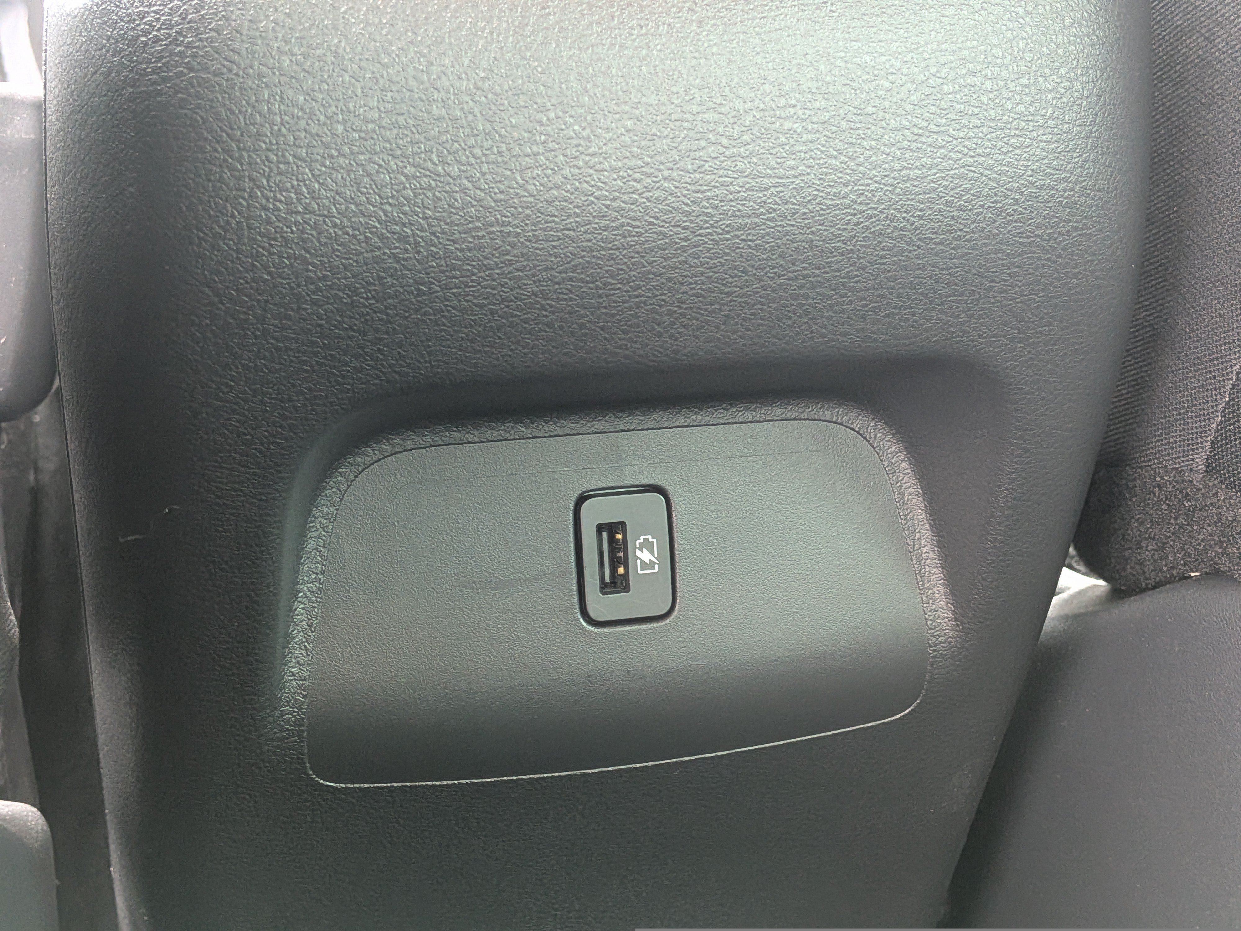 Used 2025 Nissan Sentra SV FWD image 15
