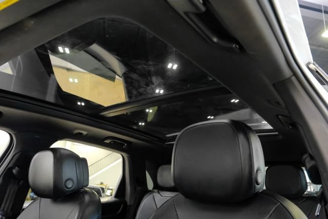Used 2019 Porsche Cayenne AWD/4WD image 6