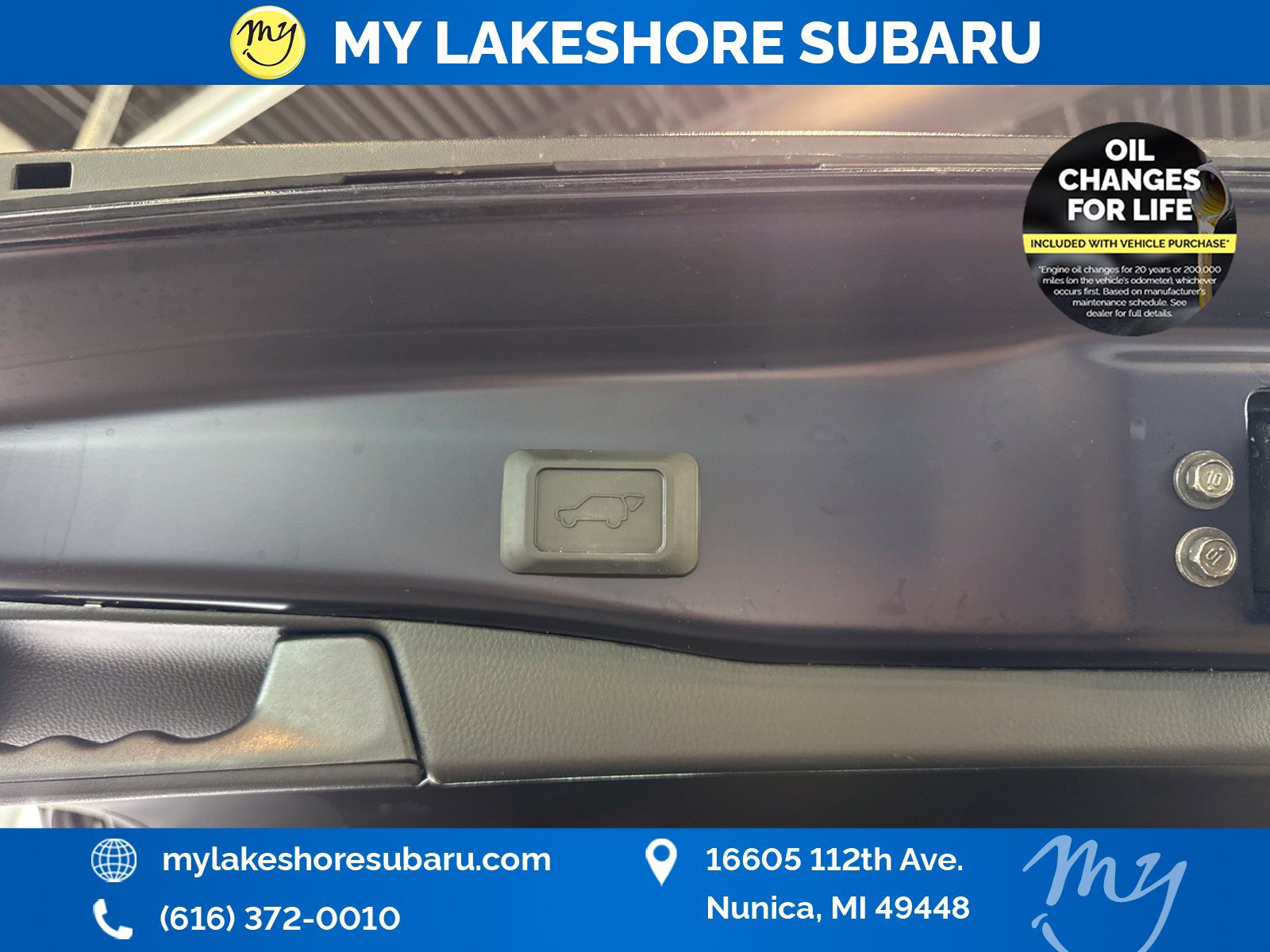 Used 2025 Toyota RAV4 XLE Premium w/ Weather Package AWD/4WD image 30
