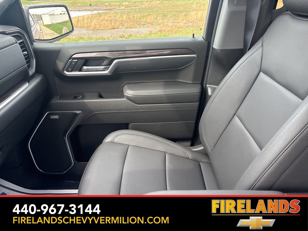 Used 2025 Chevrolet Silverado 1500 LTZ w/ LTZ Convenience Package II image 16