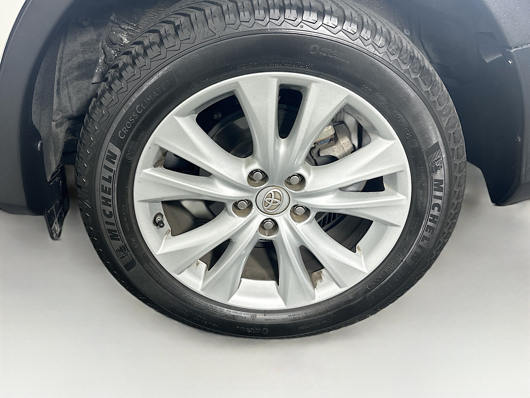 Used 2013 Toyota RAV4 Limited AWD/4WD image 11