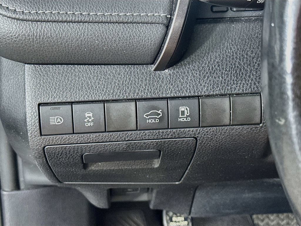 Used 2023 Toyota Camry SE FWD image 21