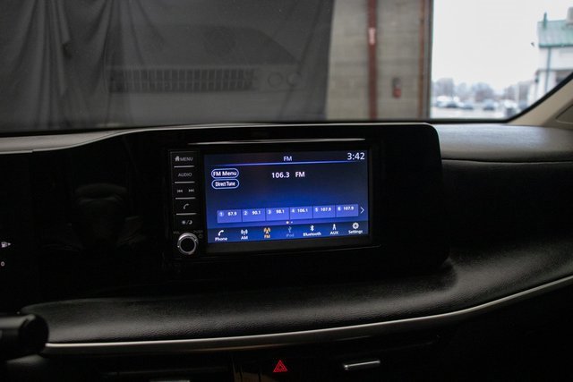 Used 2025 Nissan Kicks S image 35