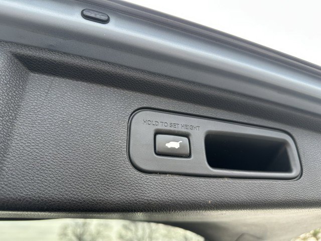 Used 2023 Honda Odyssey Elite image 20