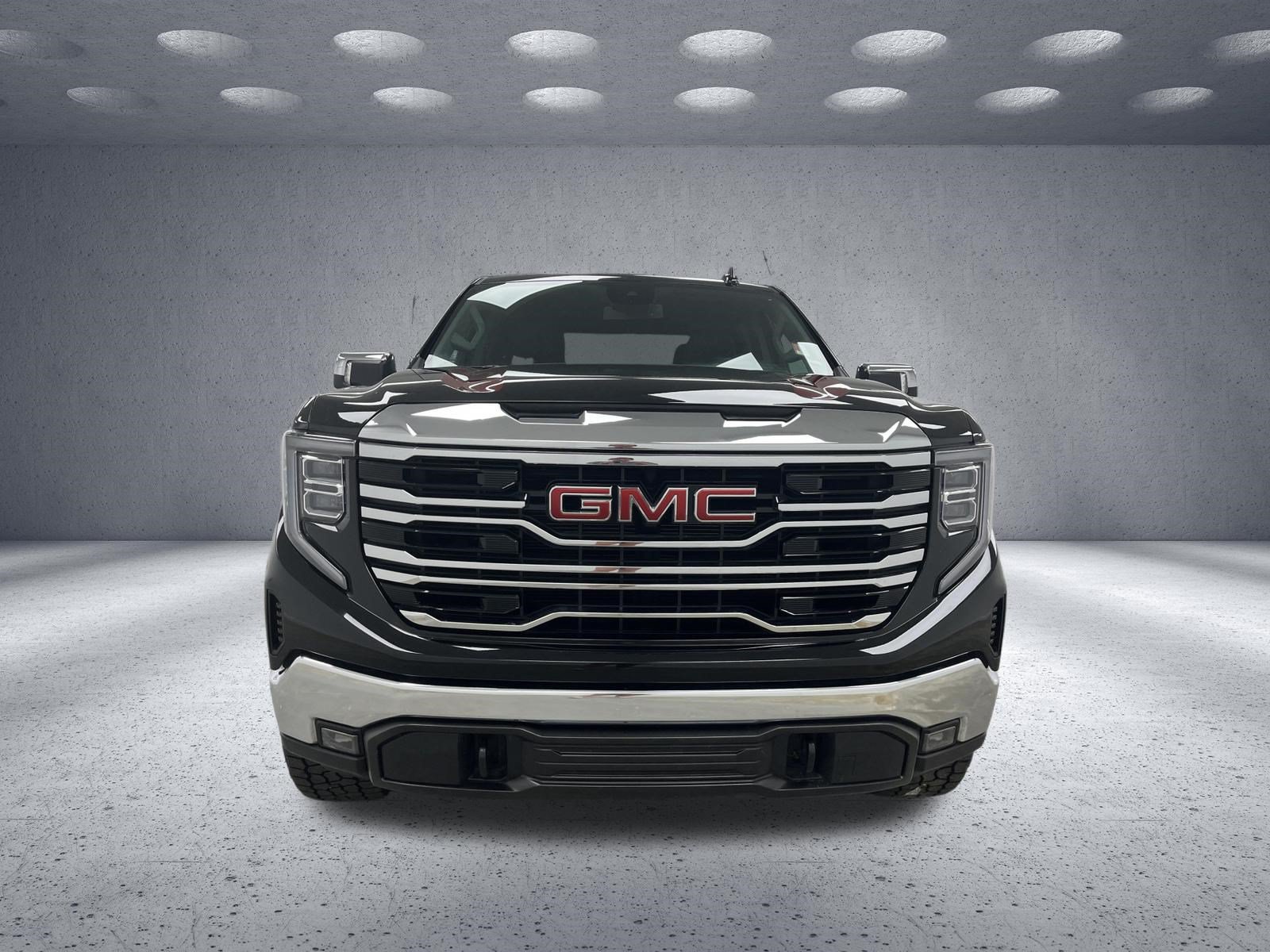 Used 2026 GMC Sierra 1500 SLT AWD/4WD image 8