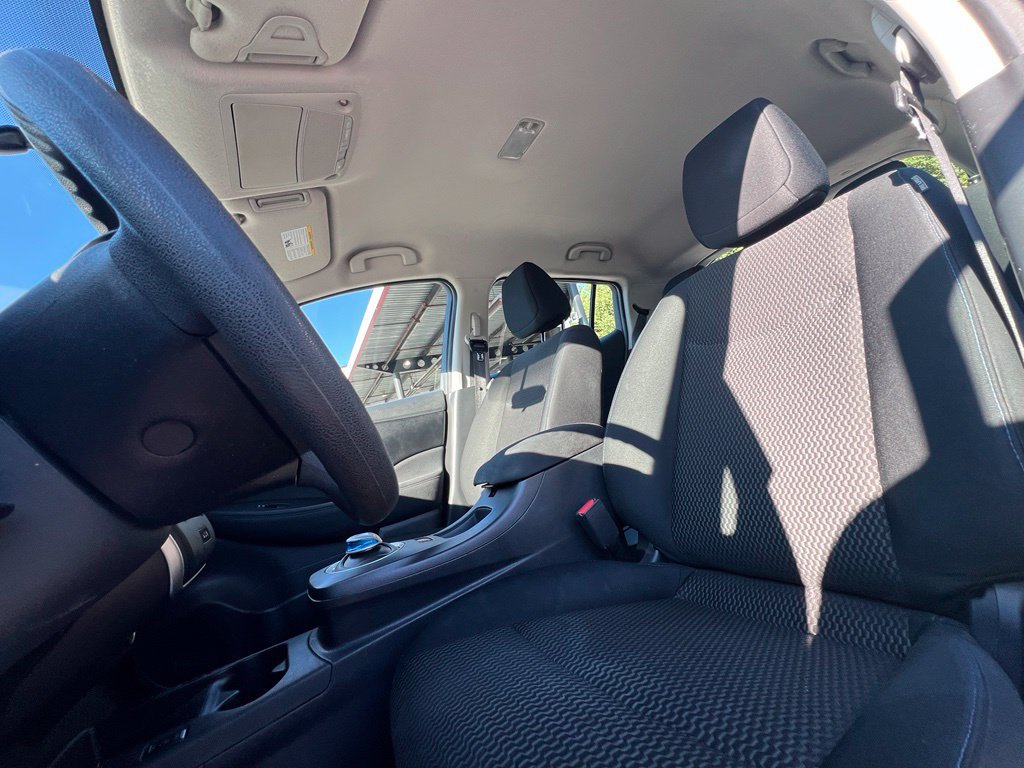 Used 2017 Nissan Leaf S w/ Charge Package FWD image 16