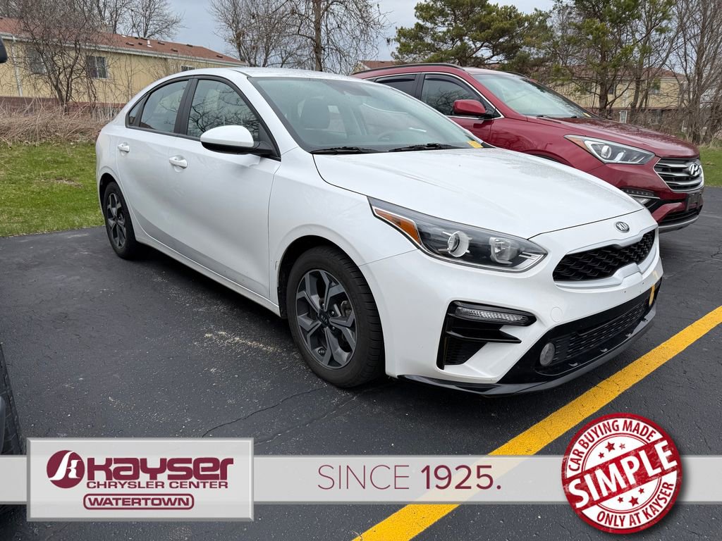 Used 2021 Kia Forte LXS image 2