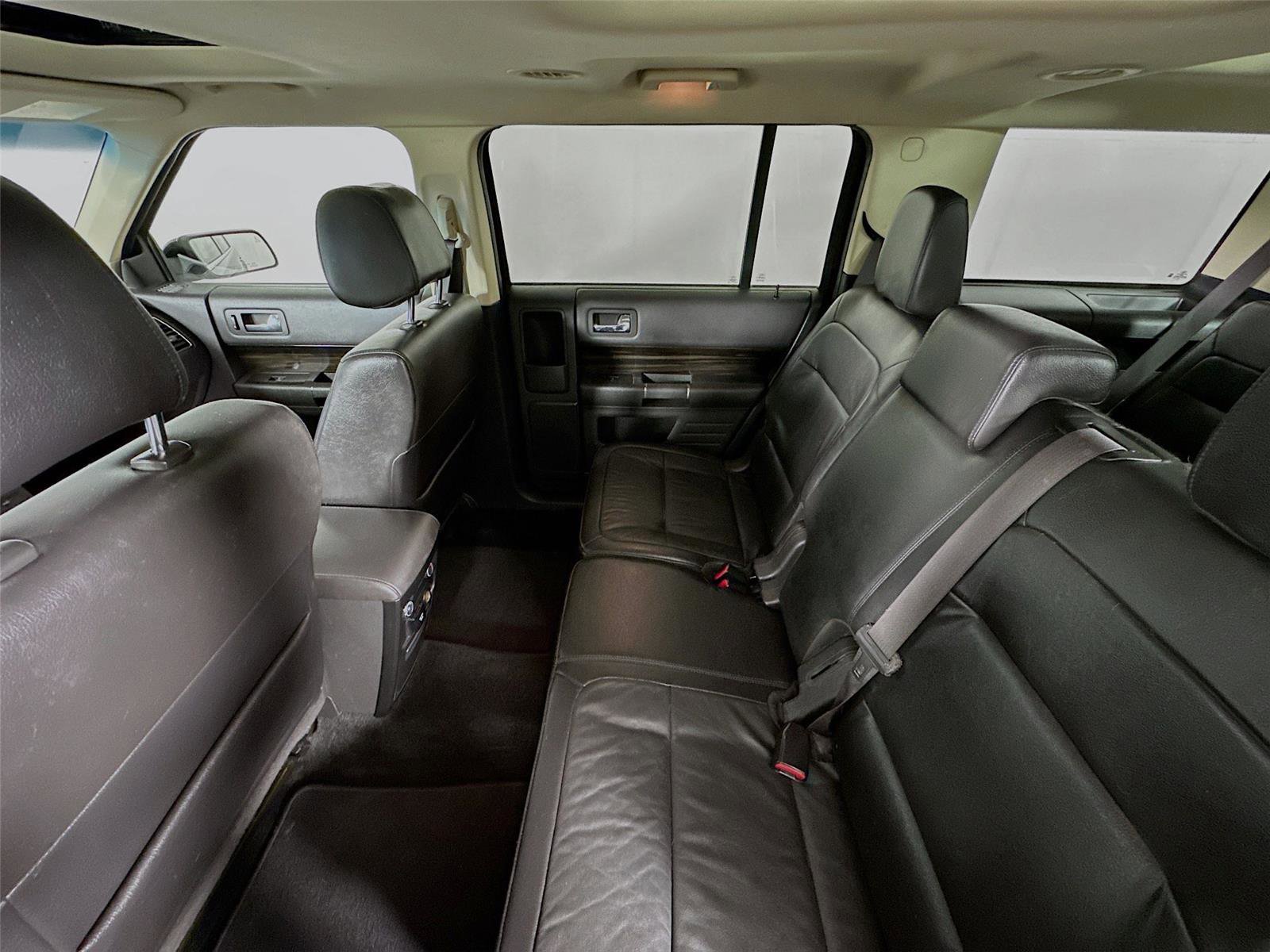 Used 2019 Ford Flex SEL w/ Equipment Group 202A FWD image 11