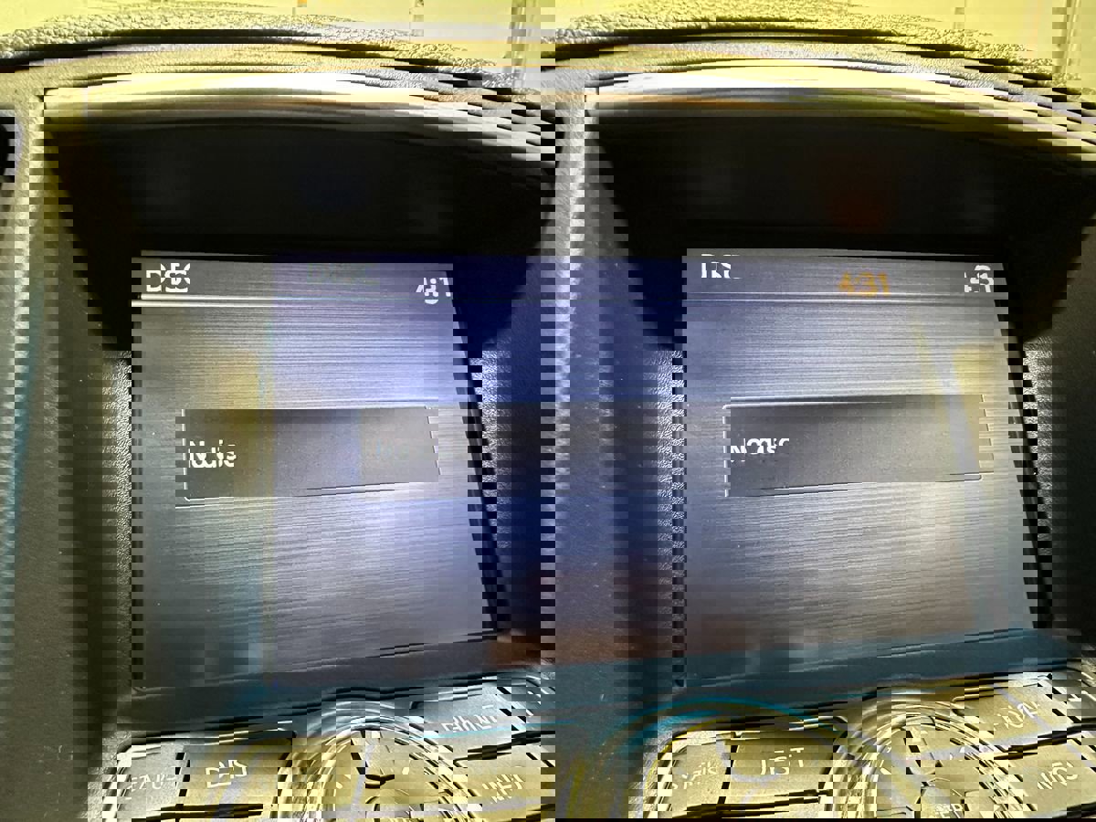 Used 2011 INFINITI G37 Sport image 36