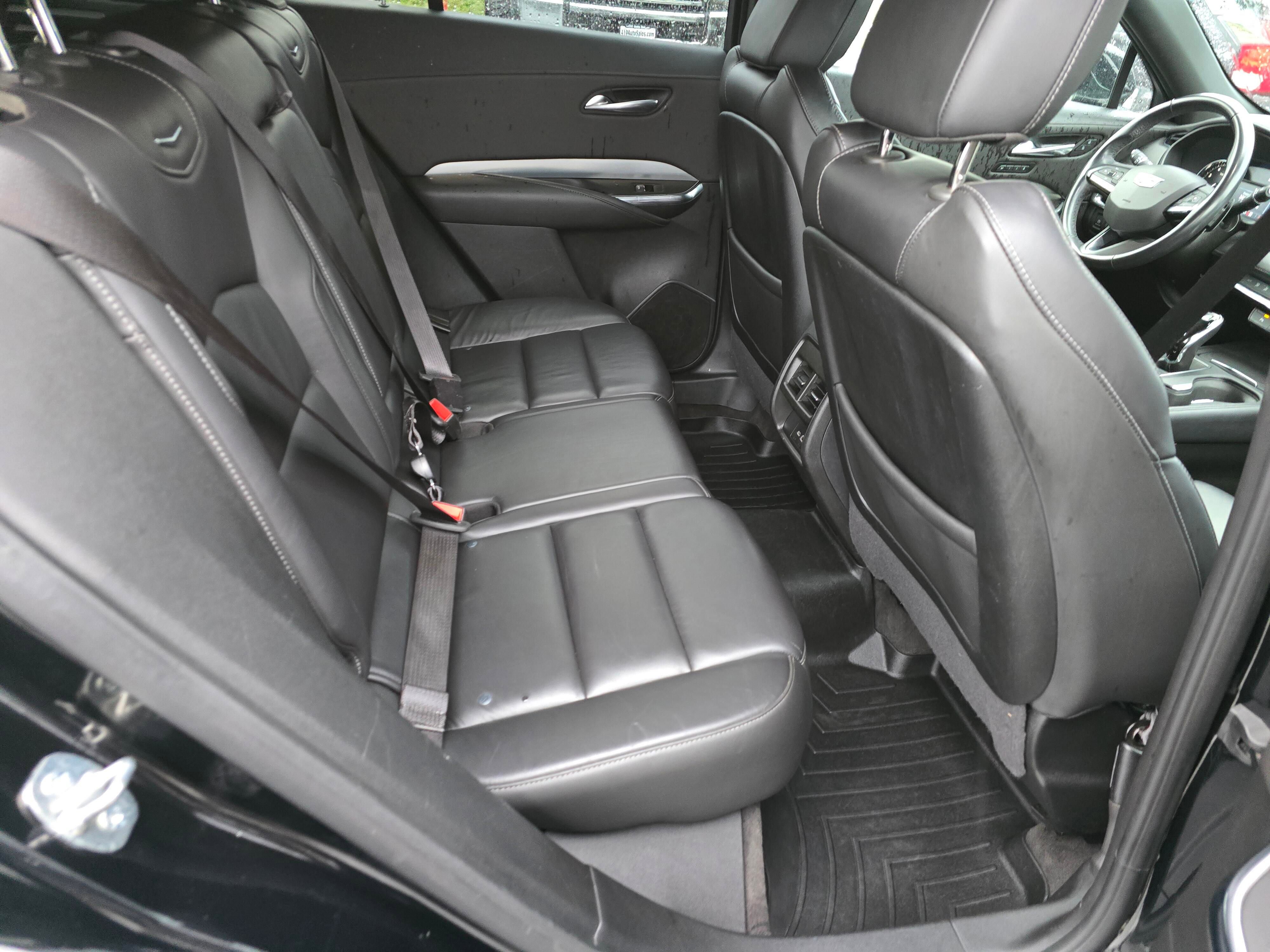 Used 2020 Cadillac XT4 Premium Luxury image 32