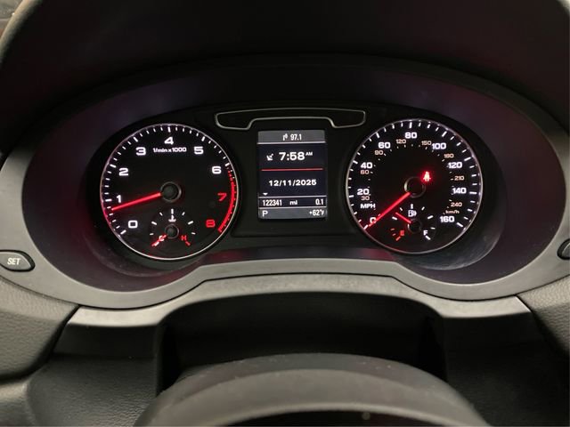 Used 2015 Audi Q3 2.0T Prestige w/ Prestige Package image 21