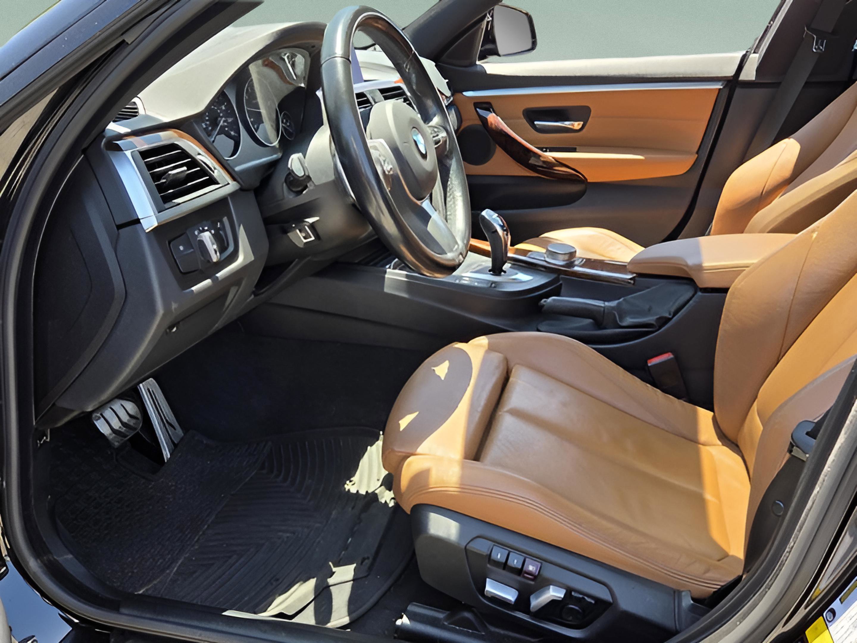 Used 2019 BMW 430i Gran Coupe xDrive w/ M Sport Package AWD/4WD image 28