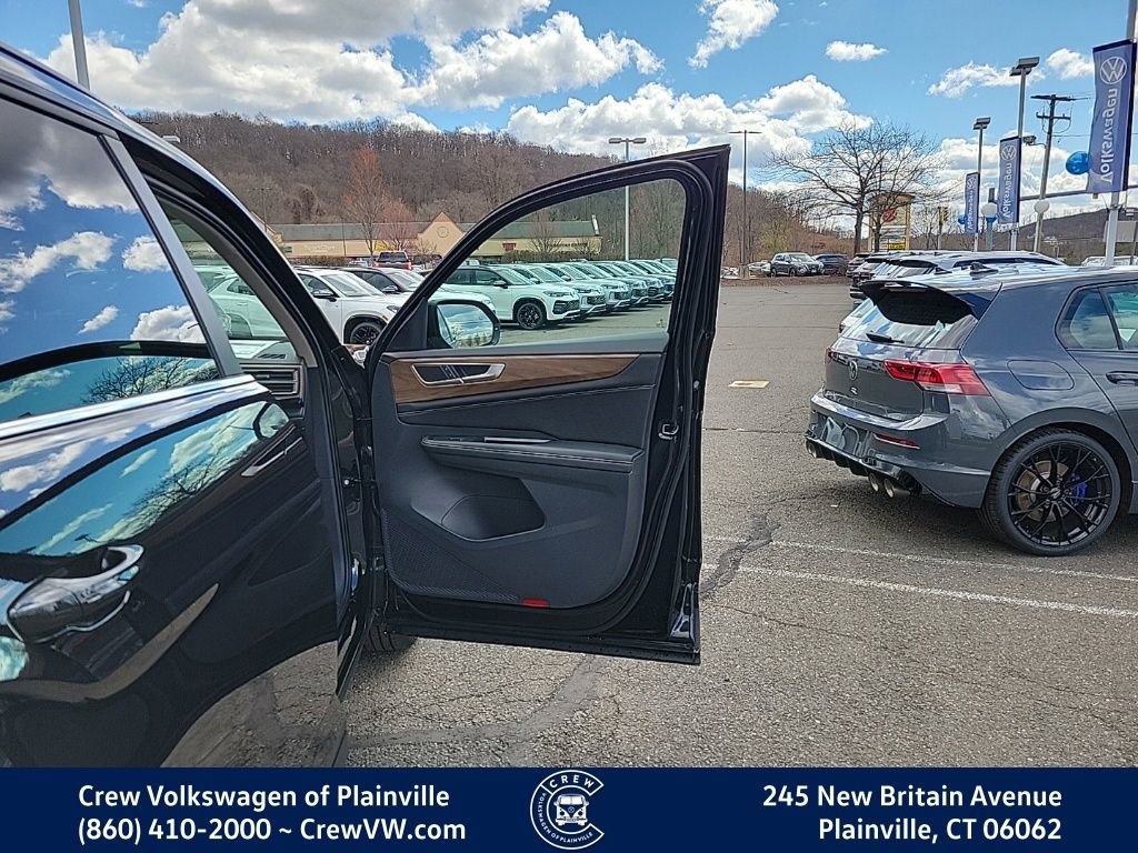 New 2026 Volkswagen Atlas SE image 41