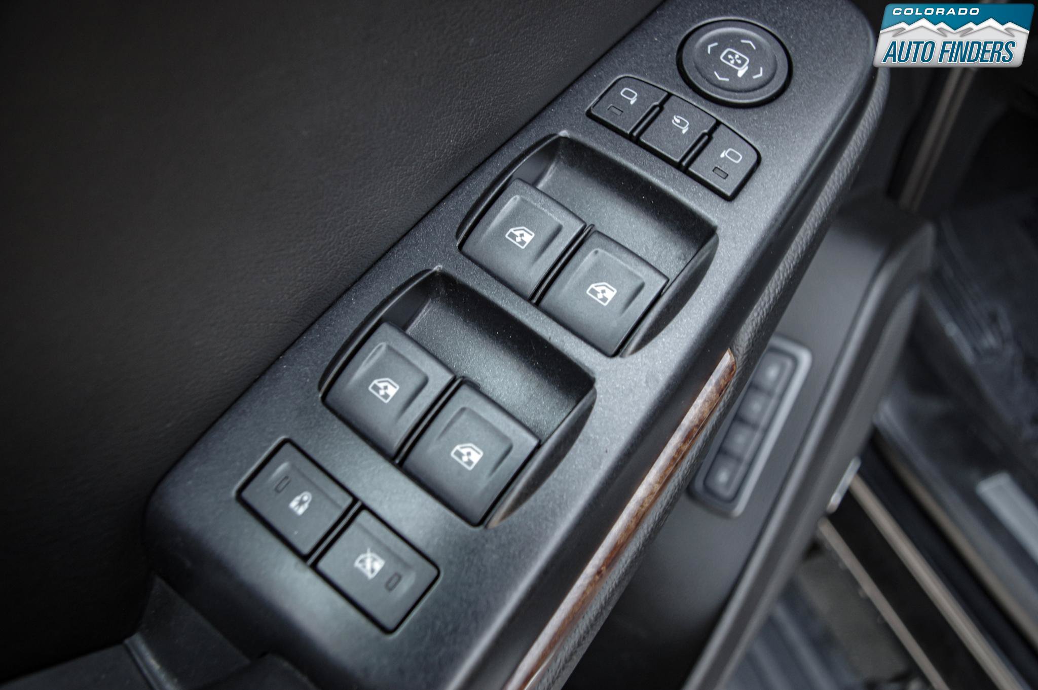 Used 2020 Chevrolet Tahoe Premier AWD/4WD image 11