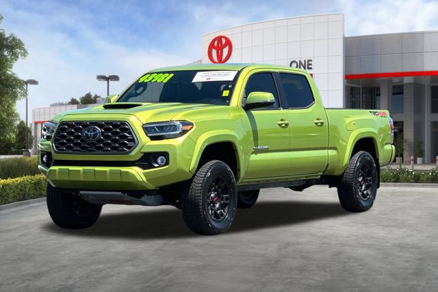 Certified 2023 Toyota Tacoma TRD Sport w/ TRD Premium Sport Package AWD/4WD image 10
