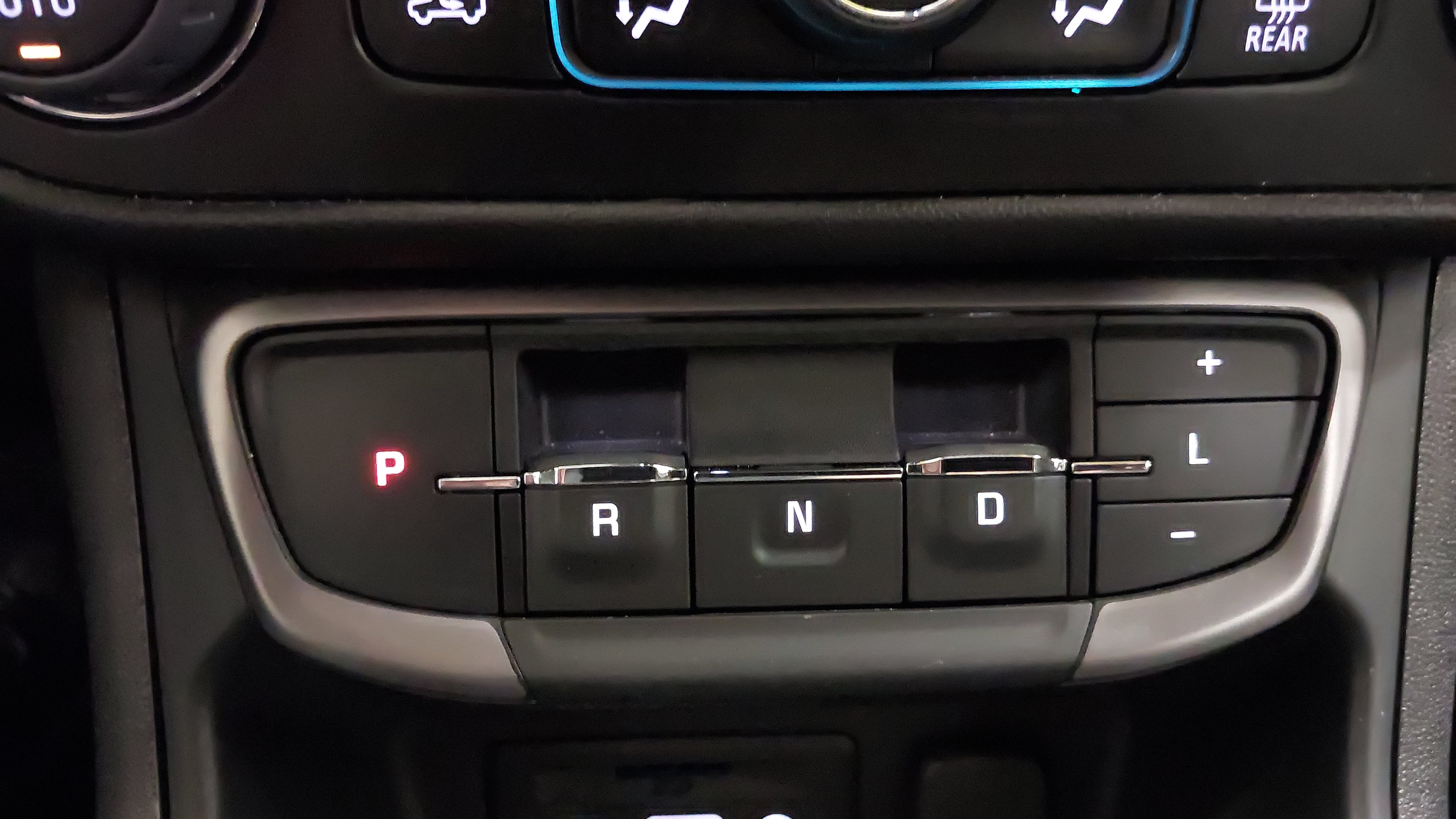 Used 2024 GMC Terrain AT4 AWD/4WD image 21