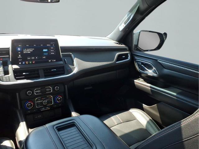 Used 2021 Chevrolet Suburban RST w/ Luxury Package AWD/4WD image 8