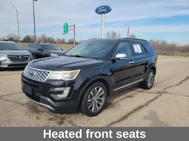 Used 2017 Ford Explorer Platinum image 16