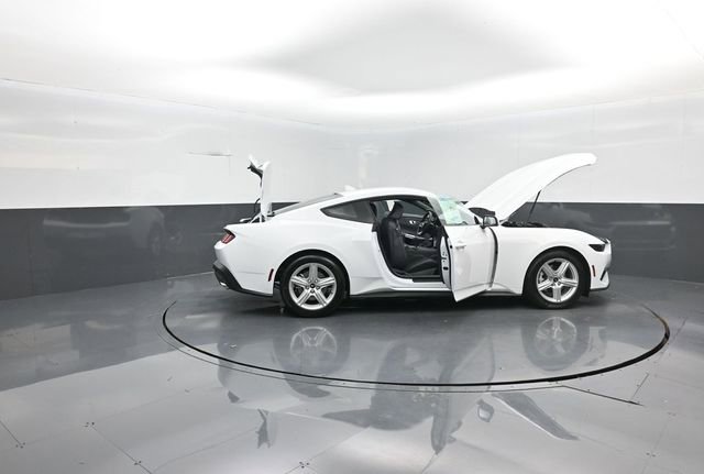 New 2026 Ford Mustang Coupe image 34