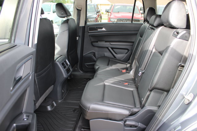 Used 2018 Volkswagen Atlas SE AWD/4WD image 32