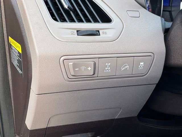 Used 2014 Hyundai Tucson GLS image 27