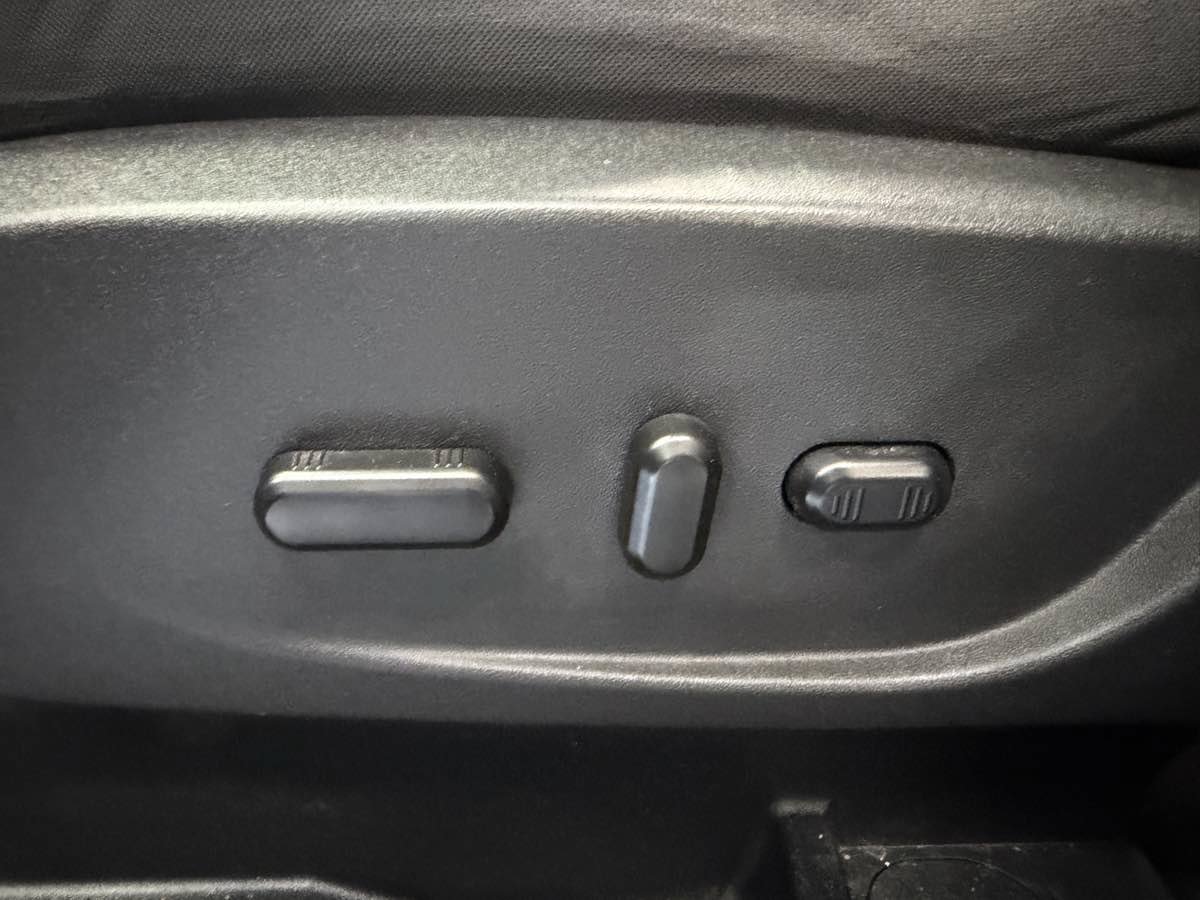 Used 2018 Ford Escape SE AWD/4WD image 23