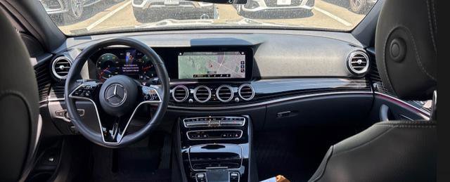 Used 2022 Mercedes-Benz E 350 4MATIC Sedan image 2