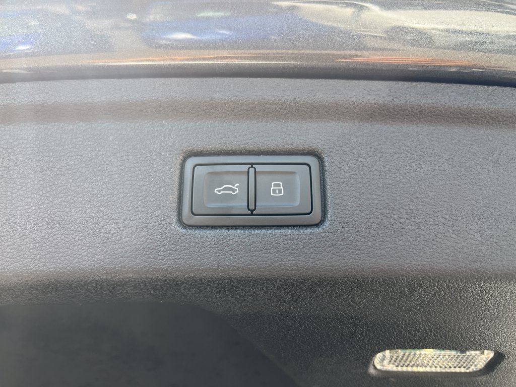 Used 2024 Audi A5 2.0T Premium Plus AWD/4WD image 8