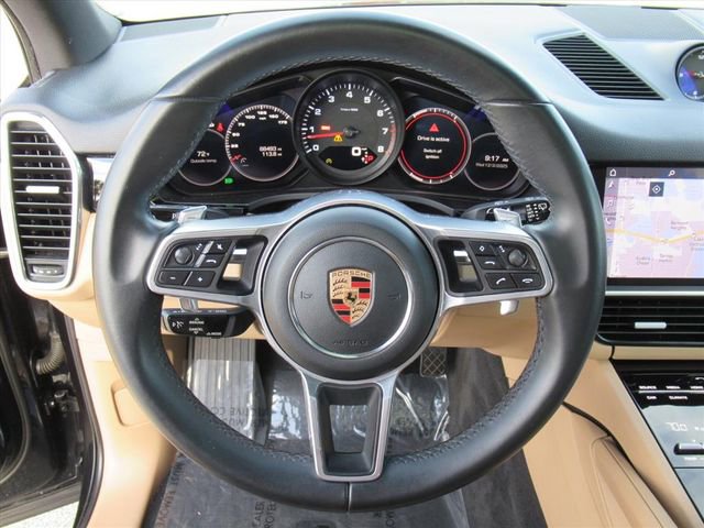 Used 2020 Porsche Cayenne image 16