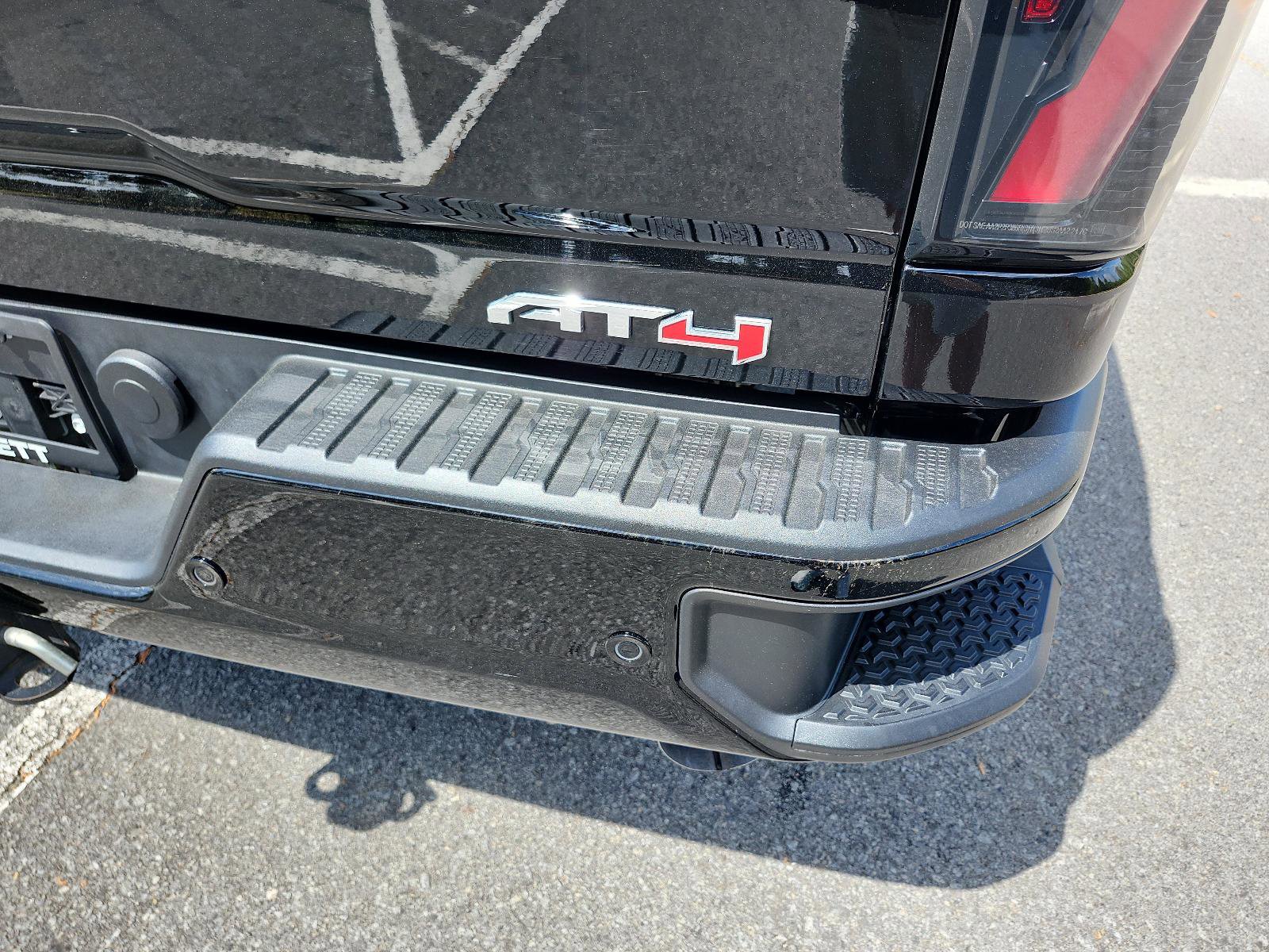 Certified 2025 GMC Sierra 2500 AT4 image 5
