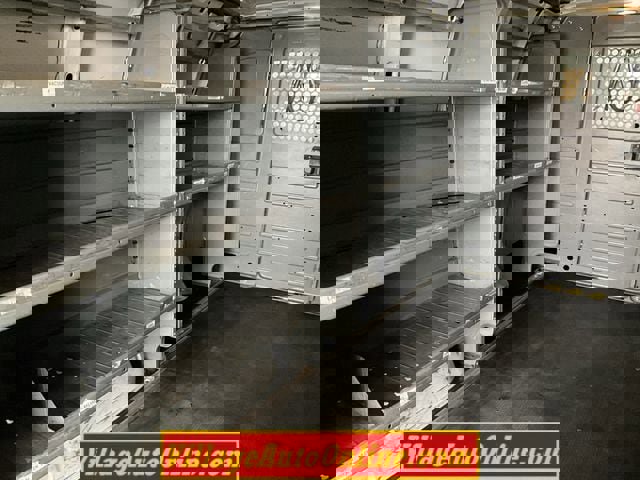 Used 2014 Chevrolet Express 2500 image 28