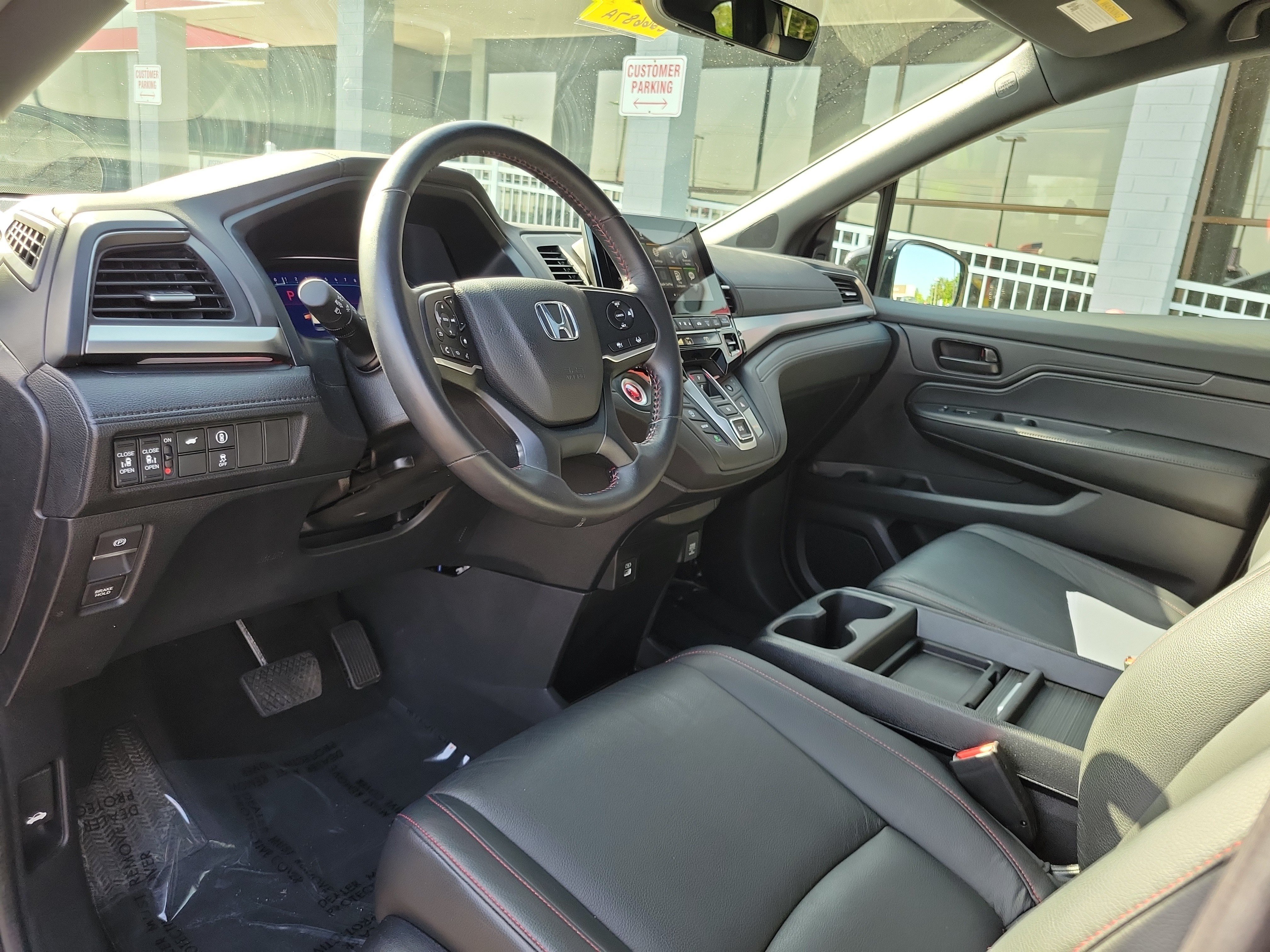 Used 2024 Honda Odyssey Sport image 19