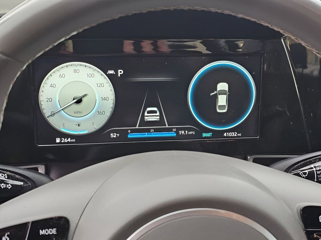 Used 2022 Hyundai Elantra SEL w/ Convenience + Premium Package FWD image 18