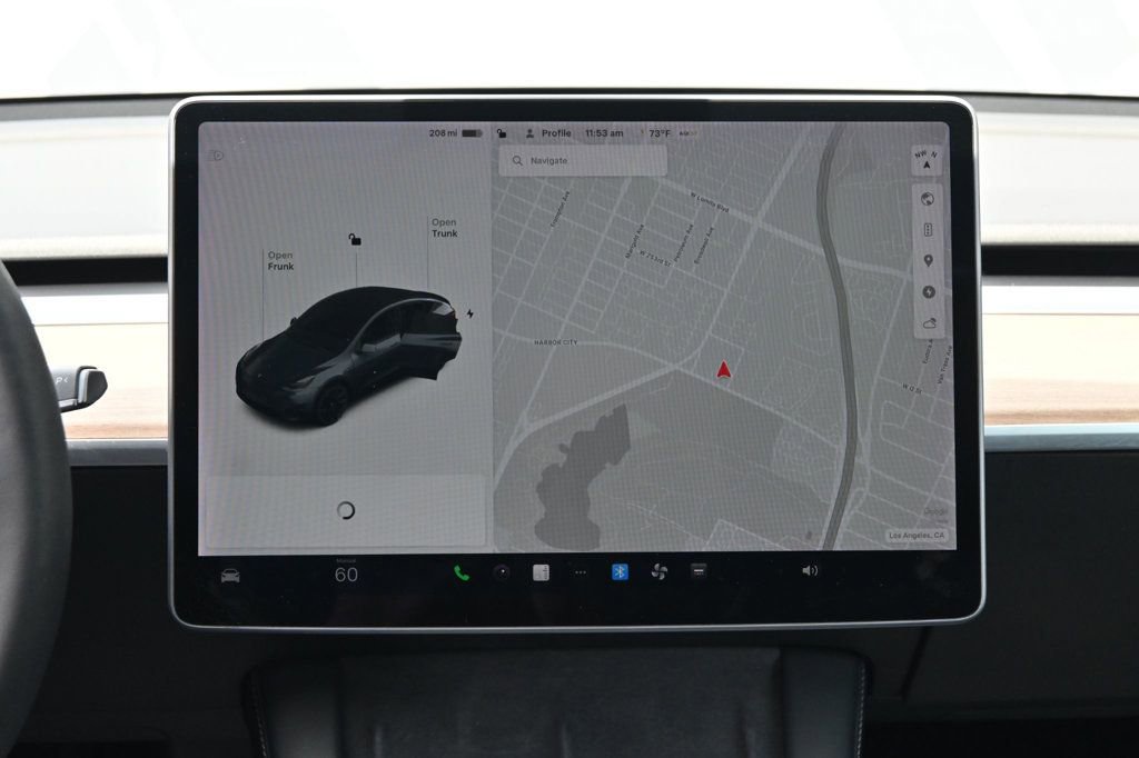 Used 2021 Tesla Model Y Long Range AWD/4WD image 10