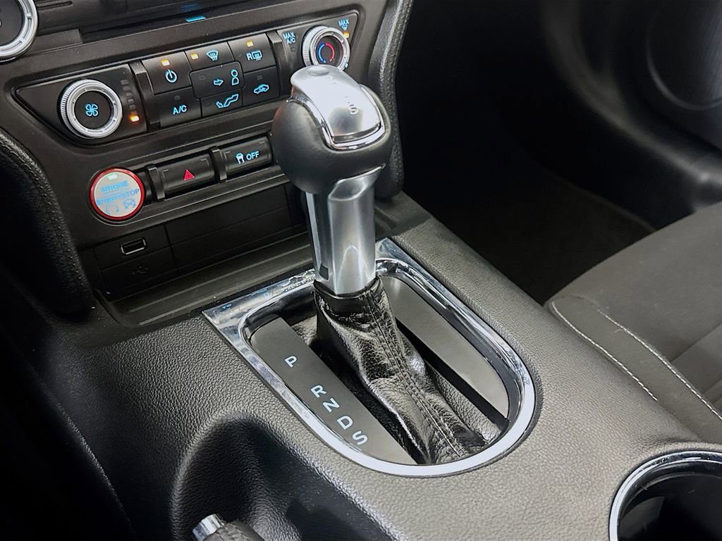 Used 2015 Ford Mustang Coupe image 13